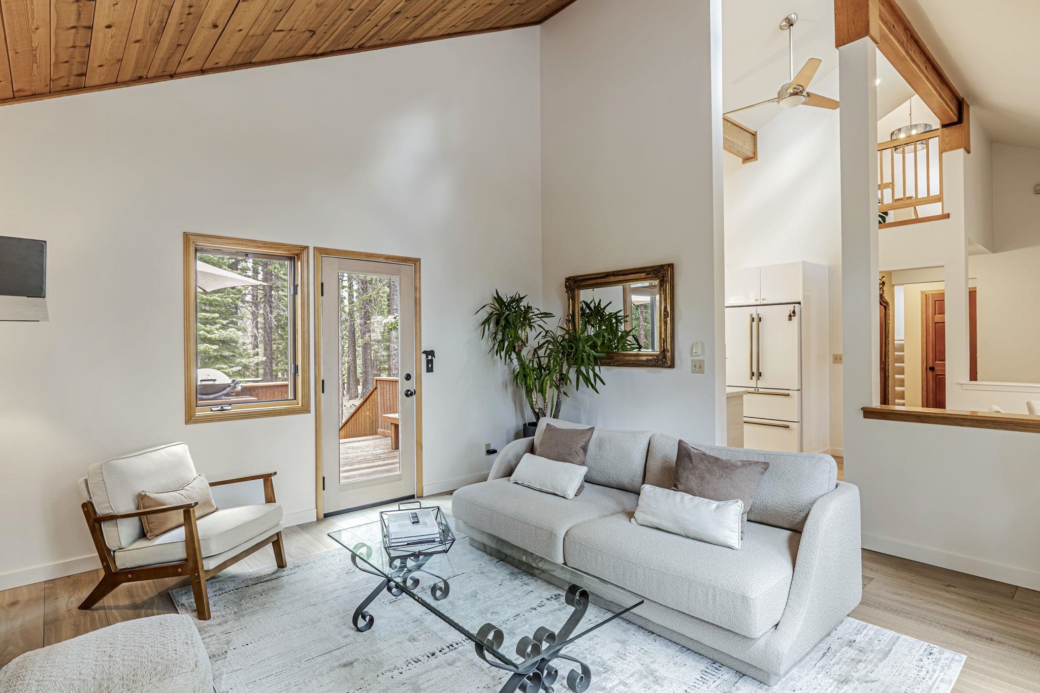 12305 Bennett Flat Road Truckee, CA 96161 - Photo 6 of 28 Gallery Image 6