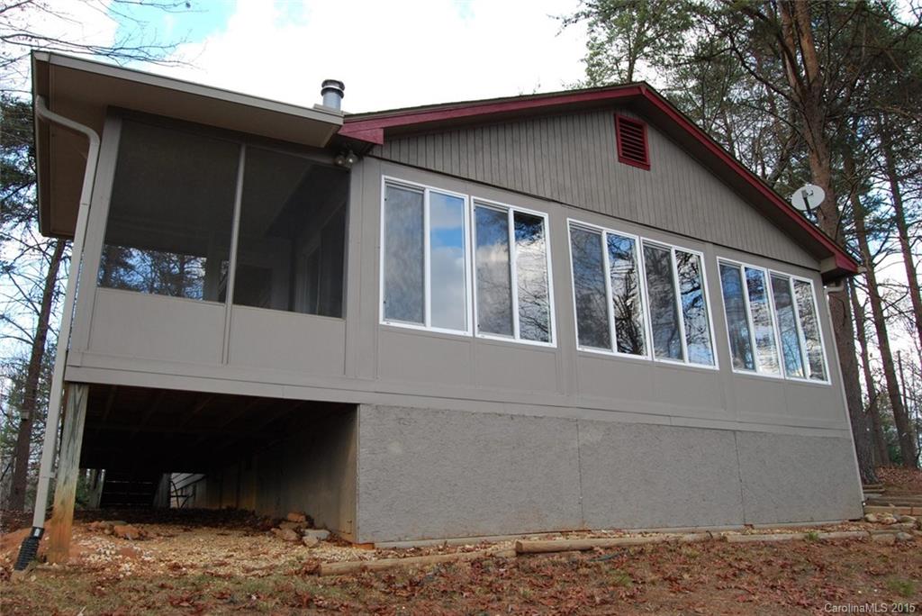 600 Piney Gate Road Saluda, NC 28773 - Photo 4 of 12 Gallery Image 4