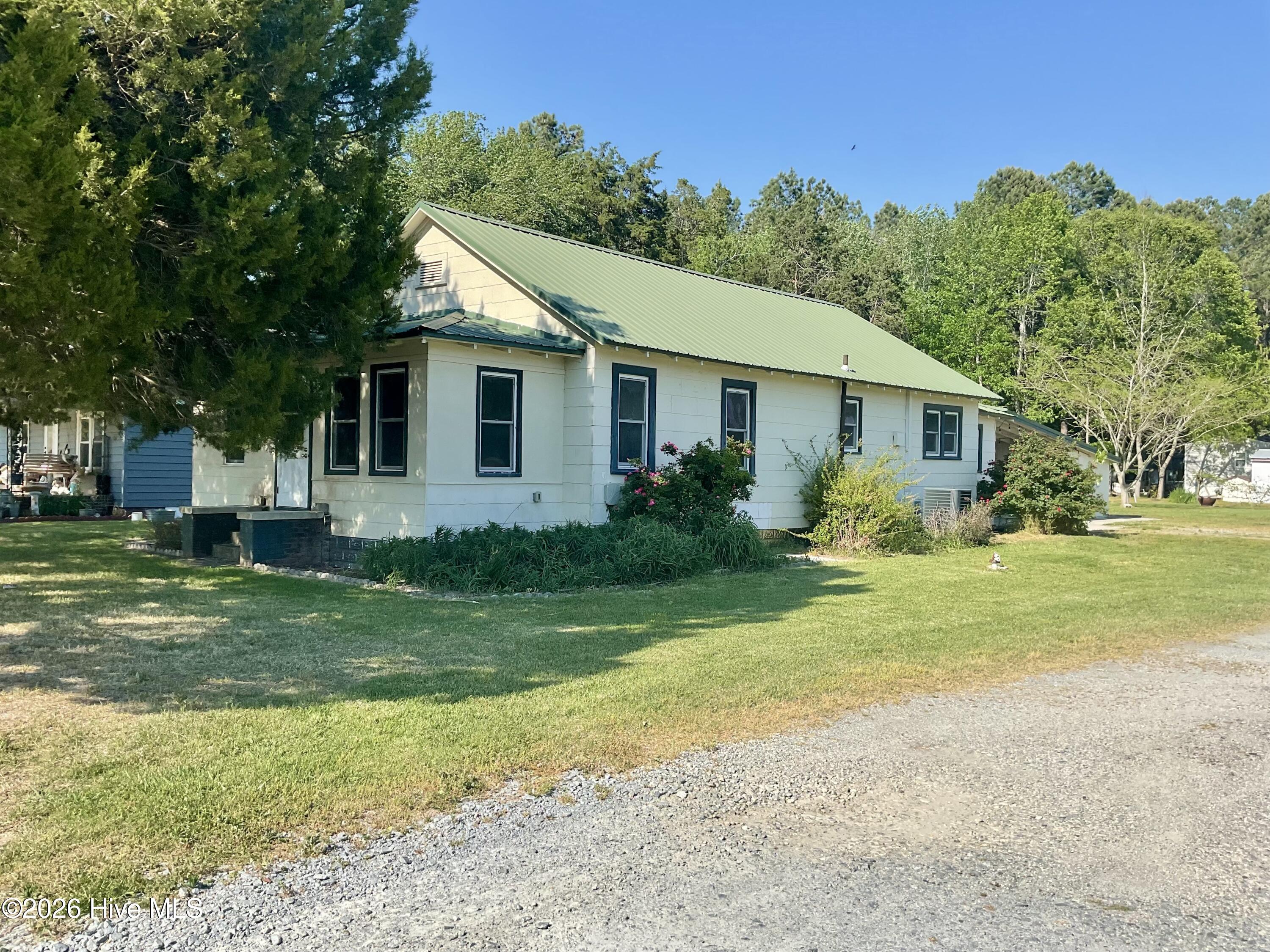 258 Main Street Pinetown, NC 27865 - Photo 38 of 39 IMG_1111