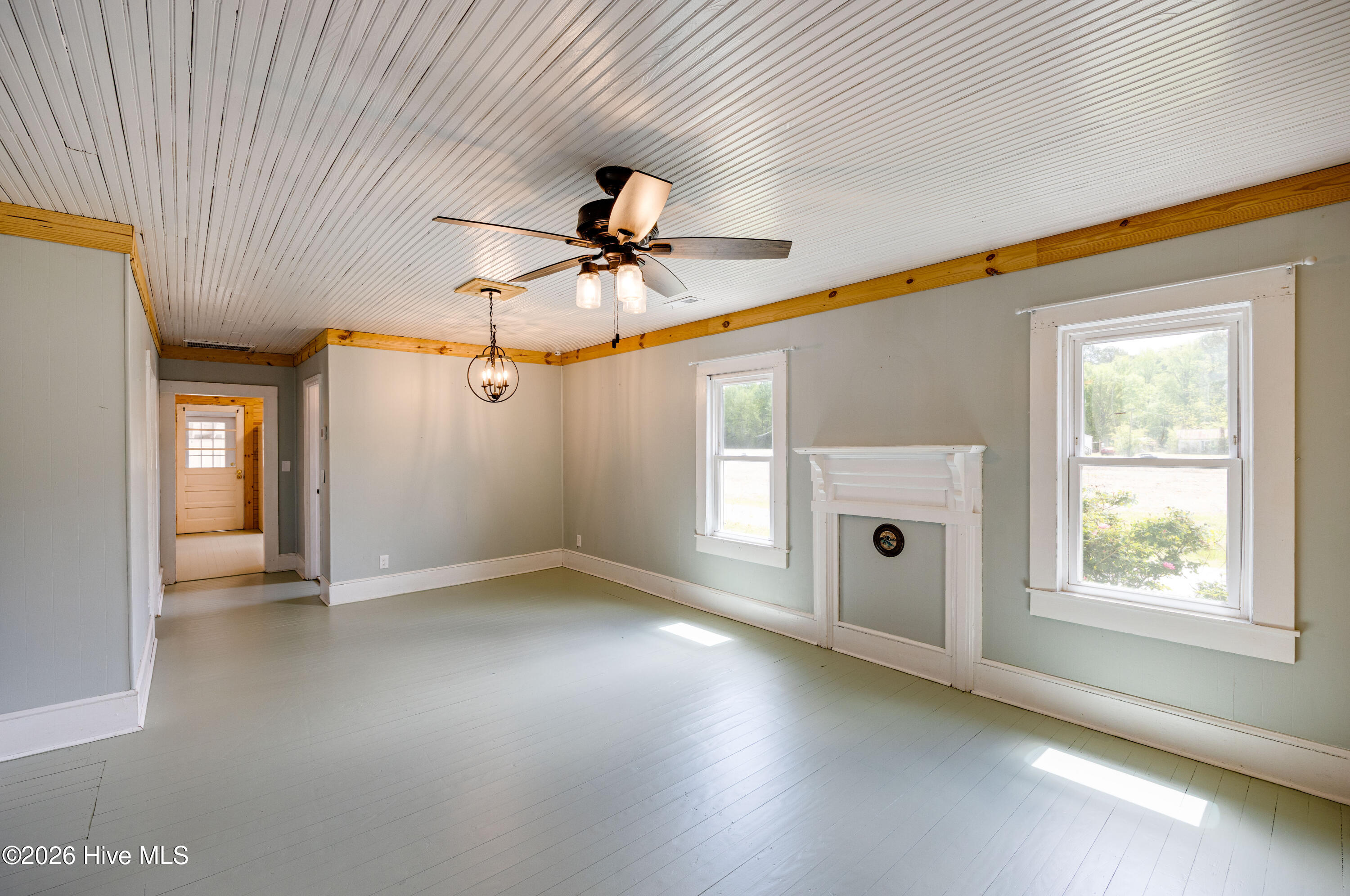 258 Main Street Pinetown, NC 27865 - Photo 5 of 39 Living/Dining Room Combo