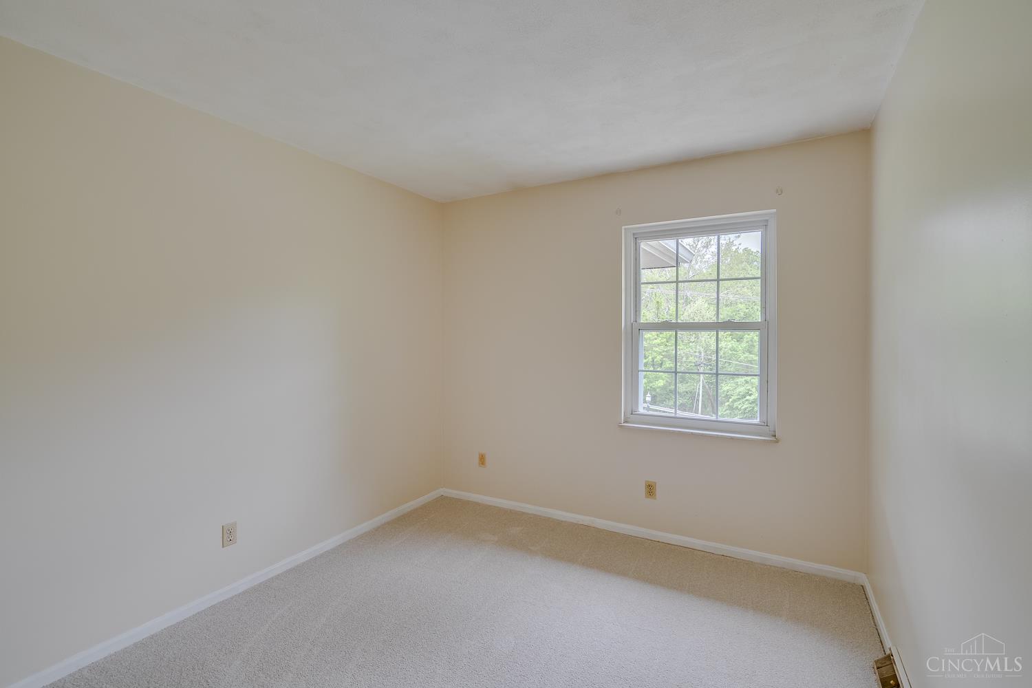 6584 Taylor Road Cincinnati, OH 45248 - Photo 25 of 35