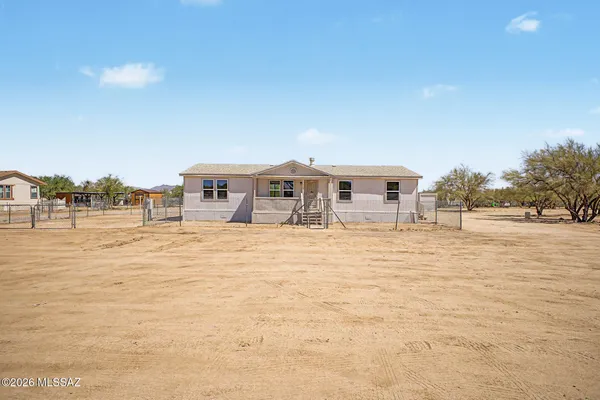 $285,000 | 9240 South Honeysuckle Farm Trail, Tucson, AZ 85735
