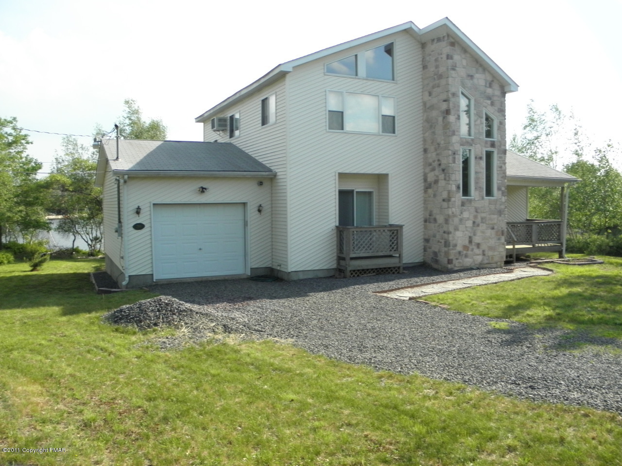 798 Beaver Dam Road Long Pond, PA 18334 - Photo 33 of 34 Front