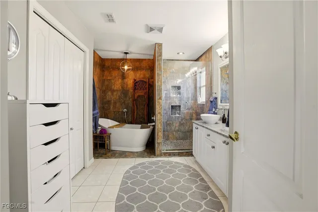 $715,000 | 21543 Brixham Run Loop, Estero, FL 33928