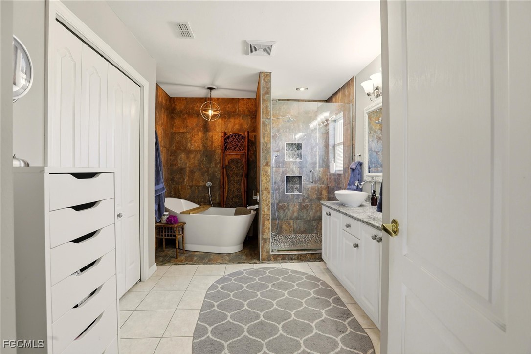 21543 Brixham Run Loop Estero, FL 33928 - Photo 20 of 44