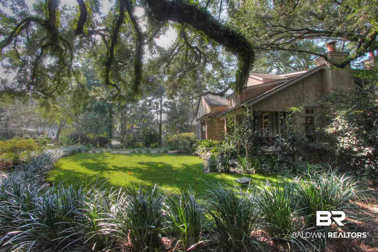 115 Oak Avenue Fairhope, AL 36532 - Photo 7 of 45