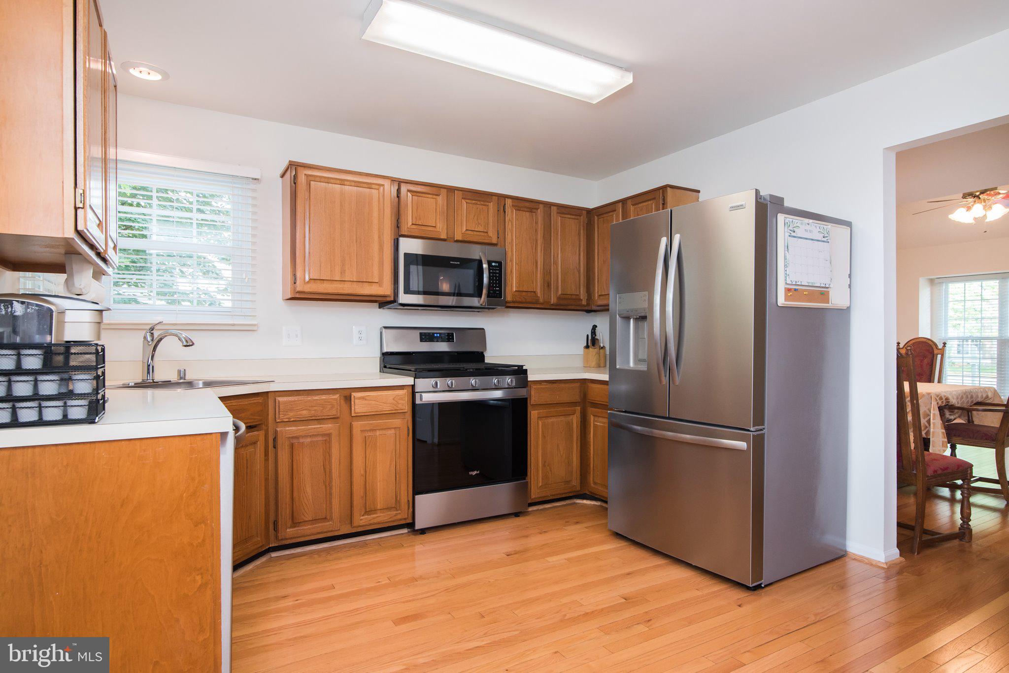 320 Deer Path Avenue Southwest Leesburg, VA 20175 - Photo 11 of 32 All new stainless appliances