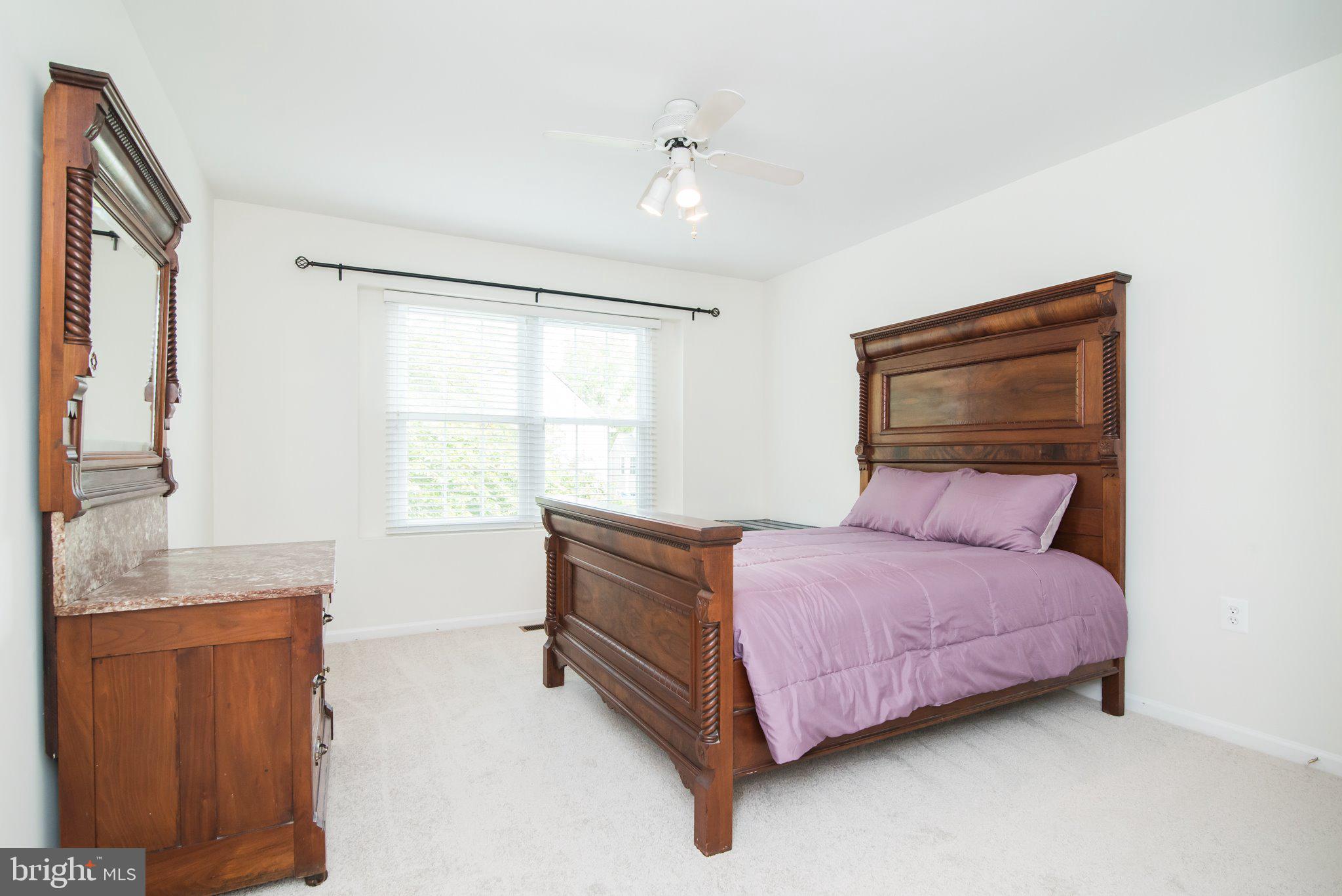 320 Deer Path Avenue Southwest Leesburg, VA 20175 - Photo 20 of 32 Guest bedroom #2 on 2nd floor