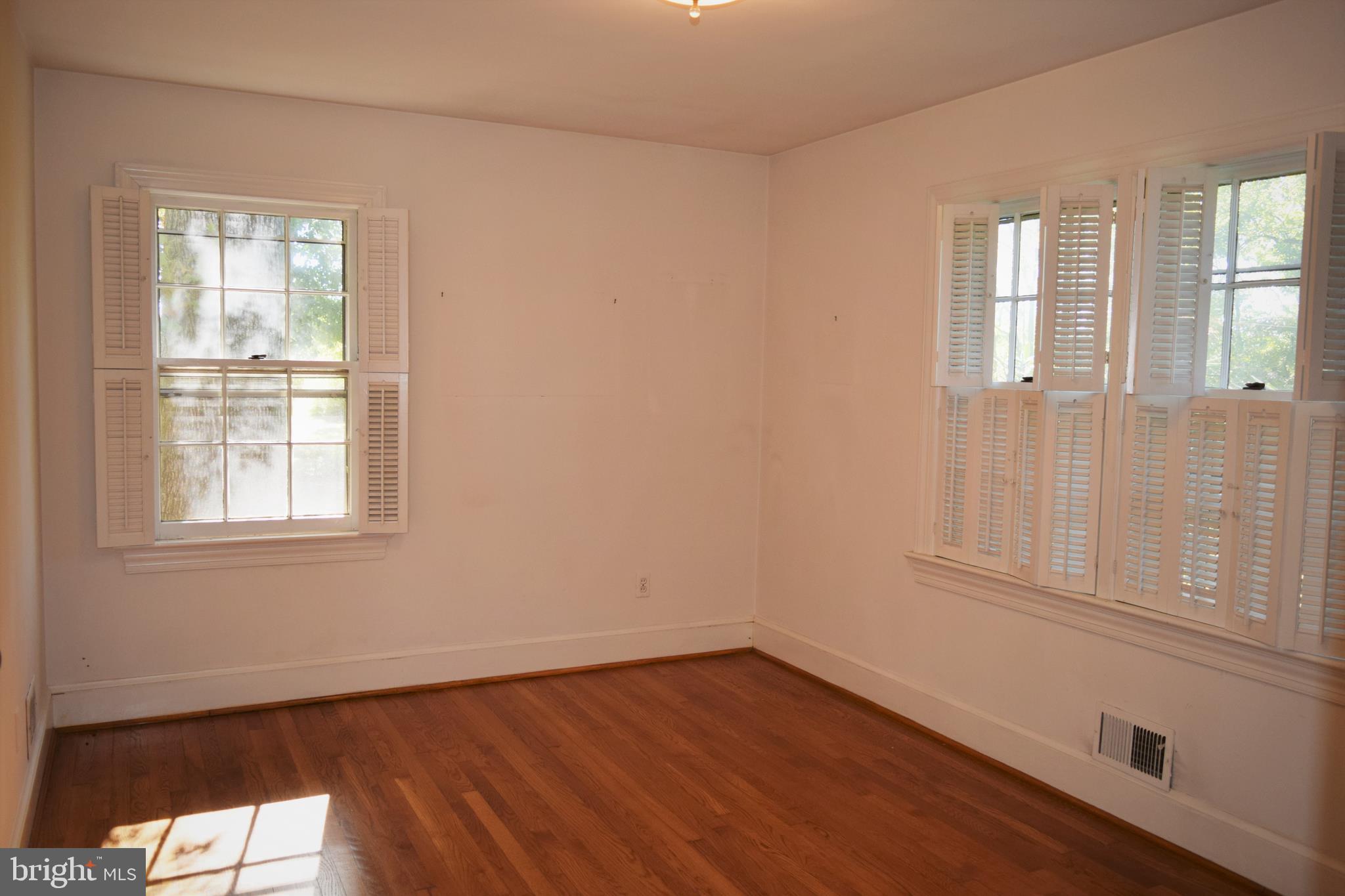 12394 Metlock Road Culpeper, VA 22701 - Photo 9 of 14 Bedroom