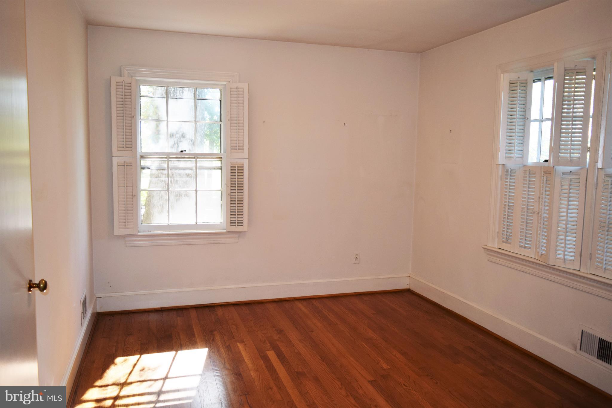 12394 Metlock Road Culpeper, VA 22701 - Photo 10 of 14 Bedroom