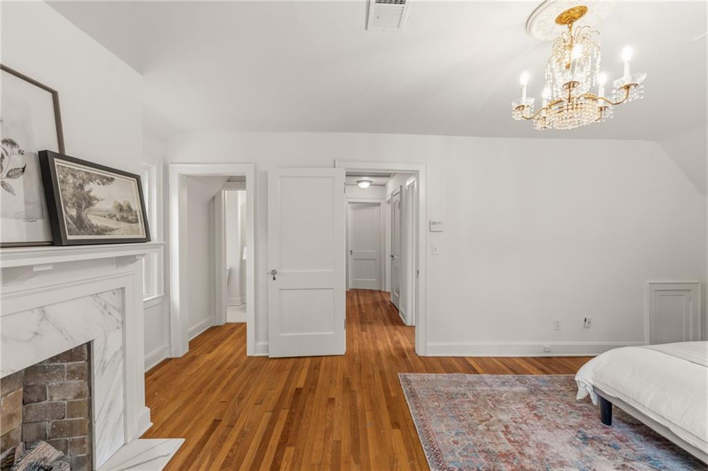 7011 Edgevale Road Kansas City, MO 64113 - Photo 21 of 42