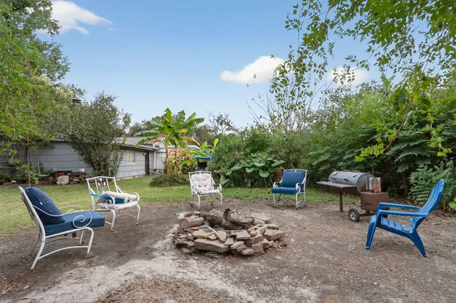 $160,000 | 119 Southbrook Circle, Houston, TX 77060