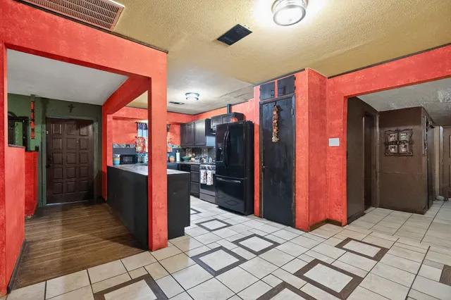 $160,000 | 119 Southbrook Circle, Houston, TX 77060