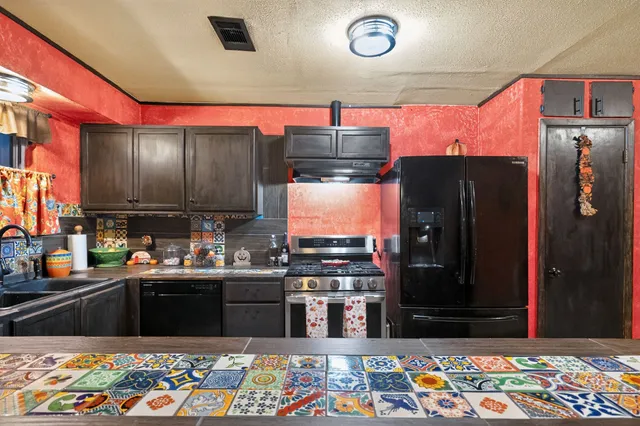 $160,000 | 119 Southbrook Circle, Houston, TX 77060