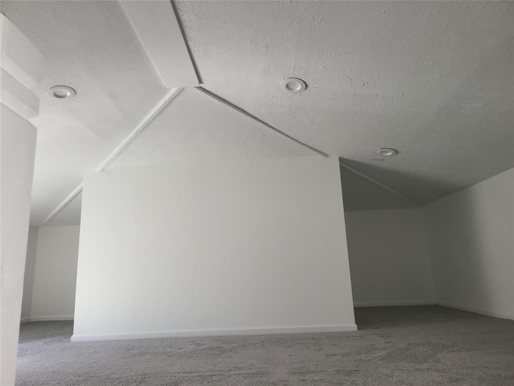 7841 Hoover Road Indianapolis, IN 46260 - Photo 27 of 35 Gallery Image 27