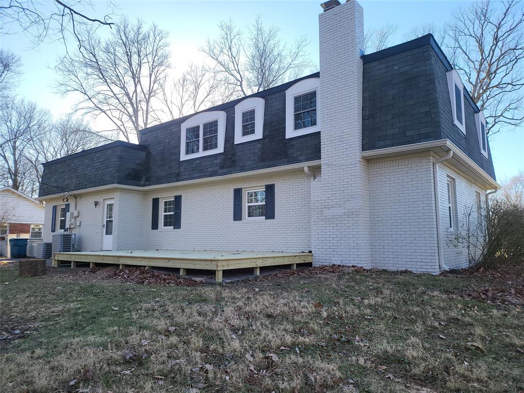 7841 Hoover Road Indianapolis, IN 46260 - Photo 4 of 35 Gallery Image 4