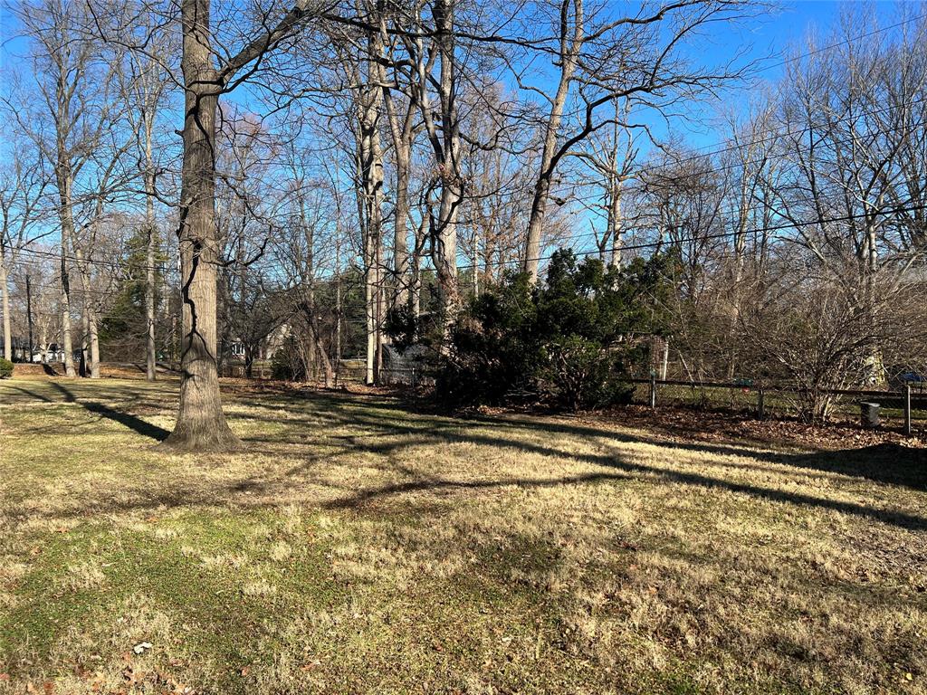 7841 Hoover Road Indianapolis, IN 46260 - Photo 5 of 35 Gallery Image 5