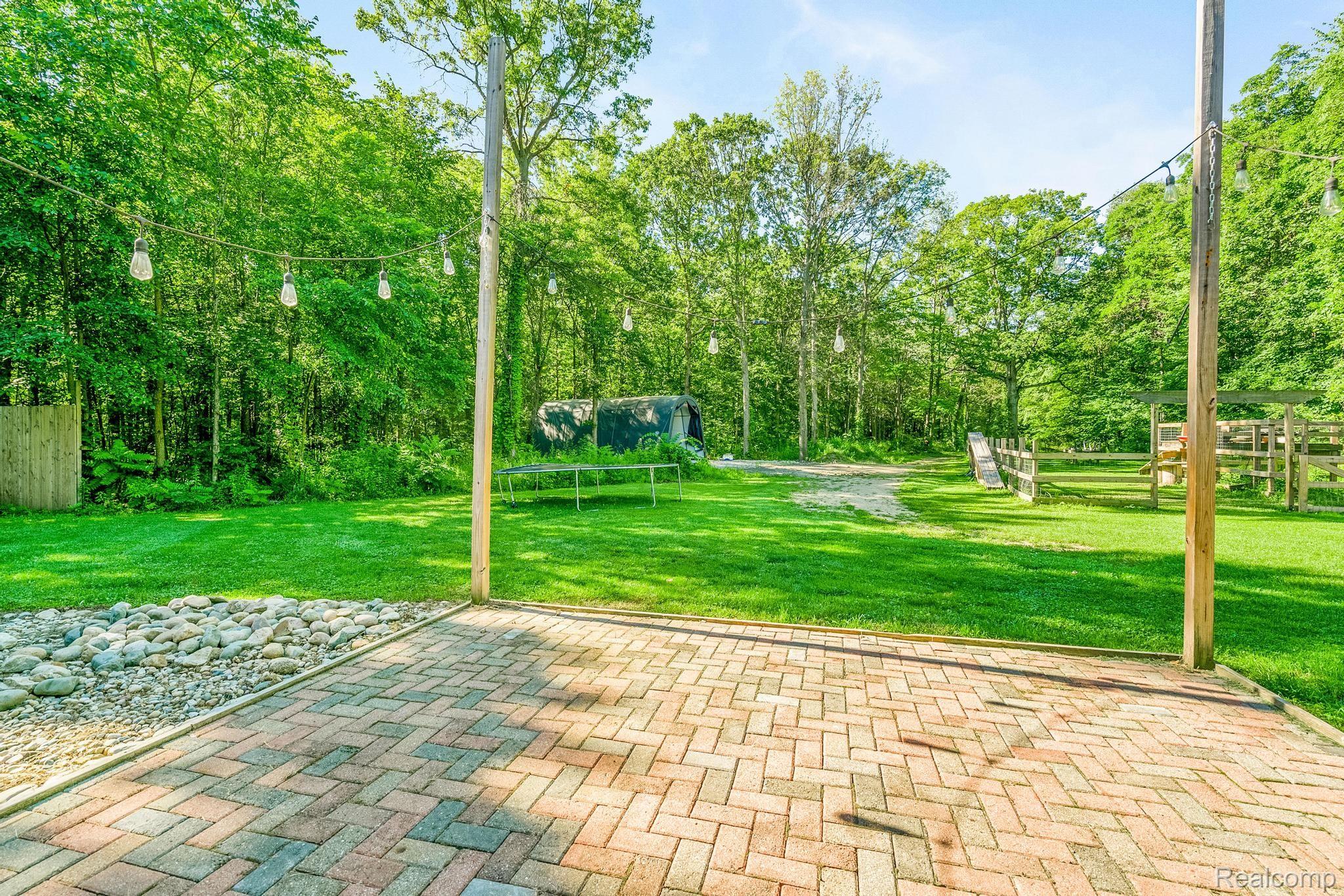 45171 Dunn Road Belleville, MI 48111 - Photo 21 of 52 Gallery Image 21