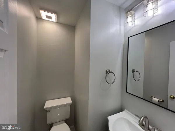 $2,995 | 4131 Bancroft Lane, Woodbridge, VA 22192