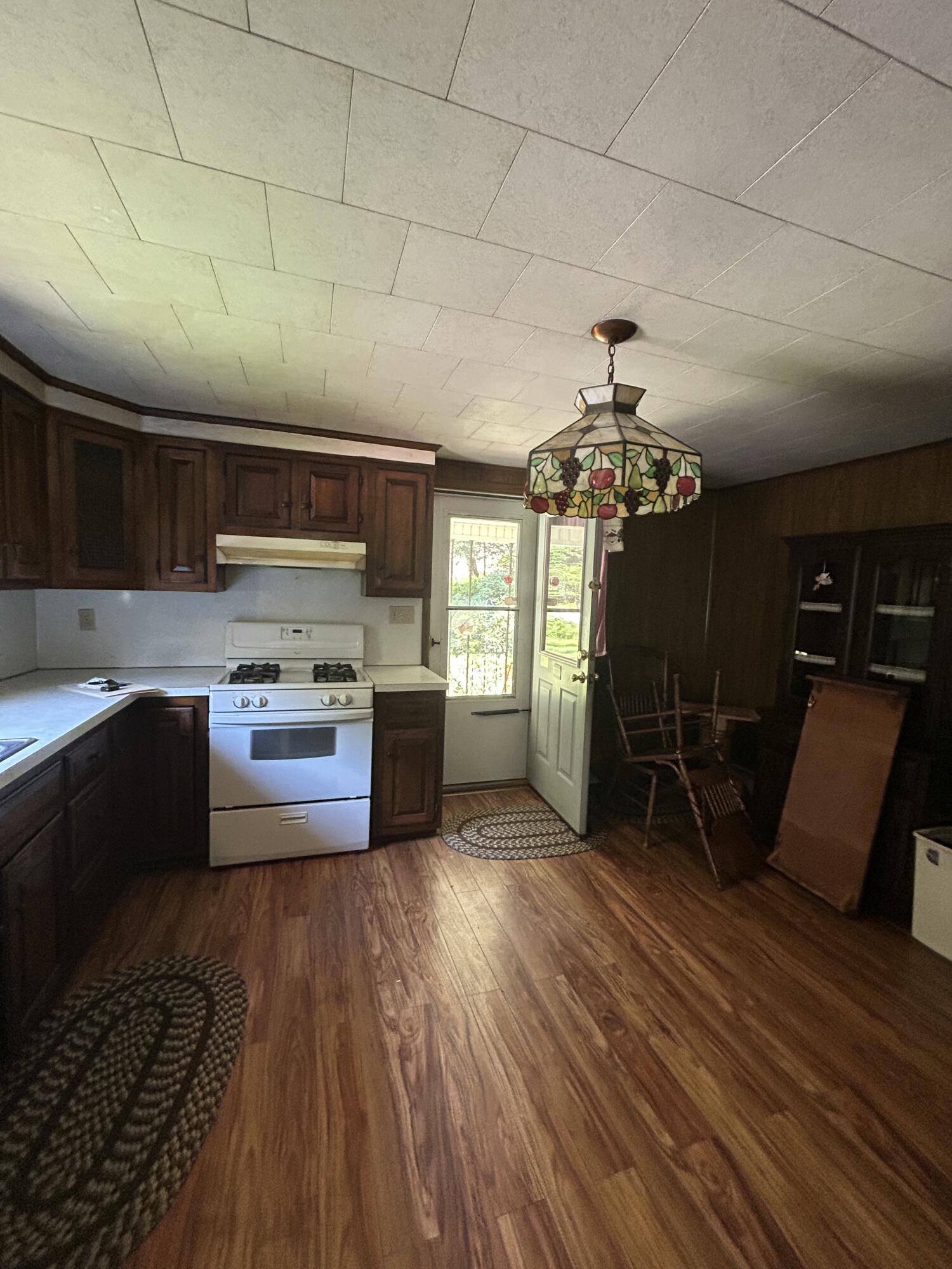 70 Indian Run Road Weatherly, PA 18255 - Photo 13 of 18 IMG_4055