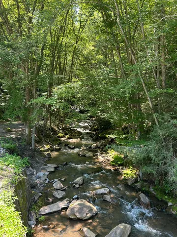 $170,000 | 70 Indian Run Road, Weatherly, PA 18255