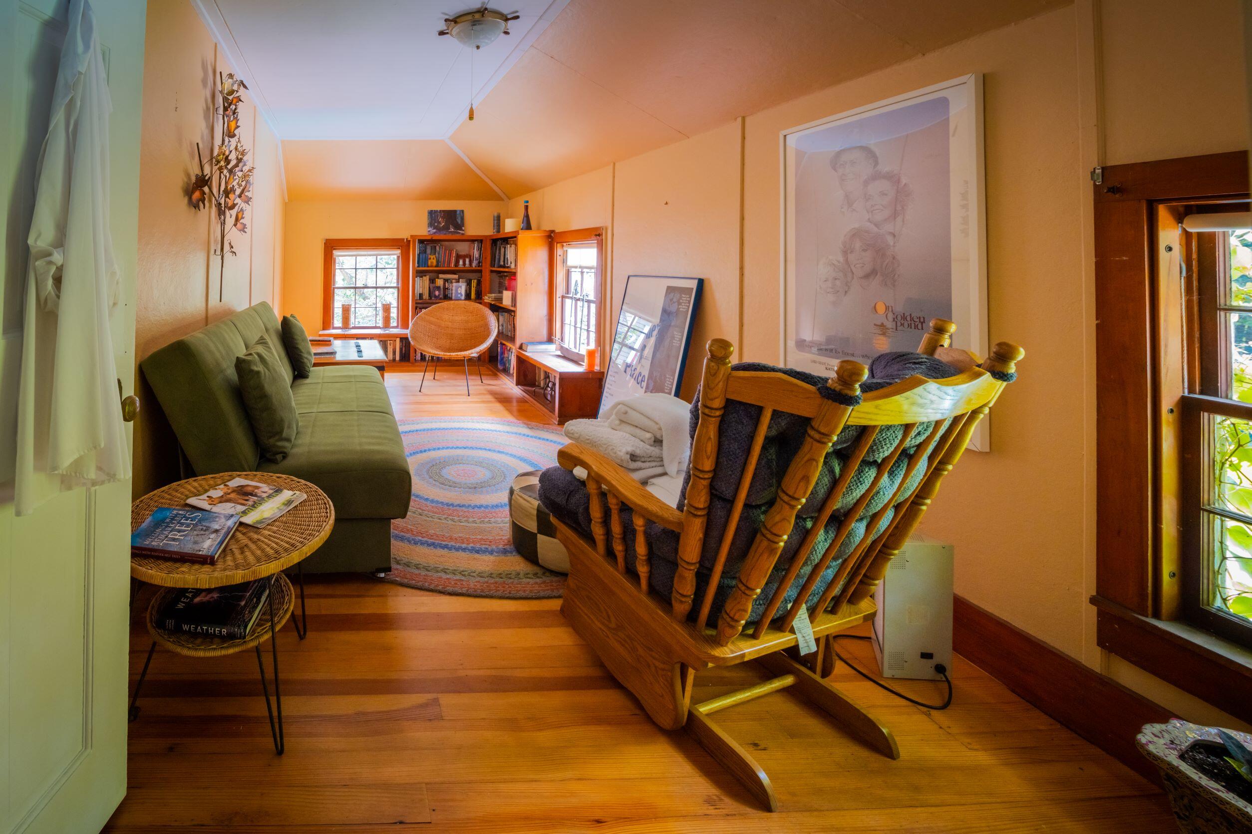 10 East Main Street Ellsworth, ME 04605 - Photo 16 of 45 Living room of in-law apt.