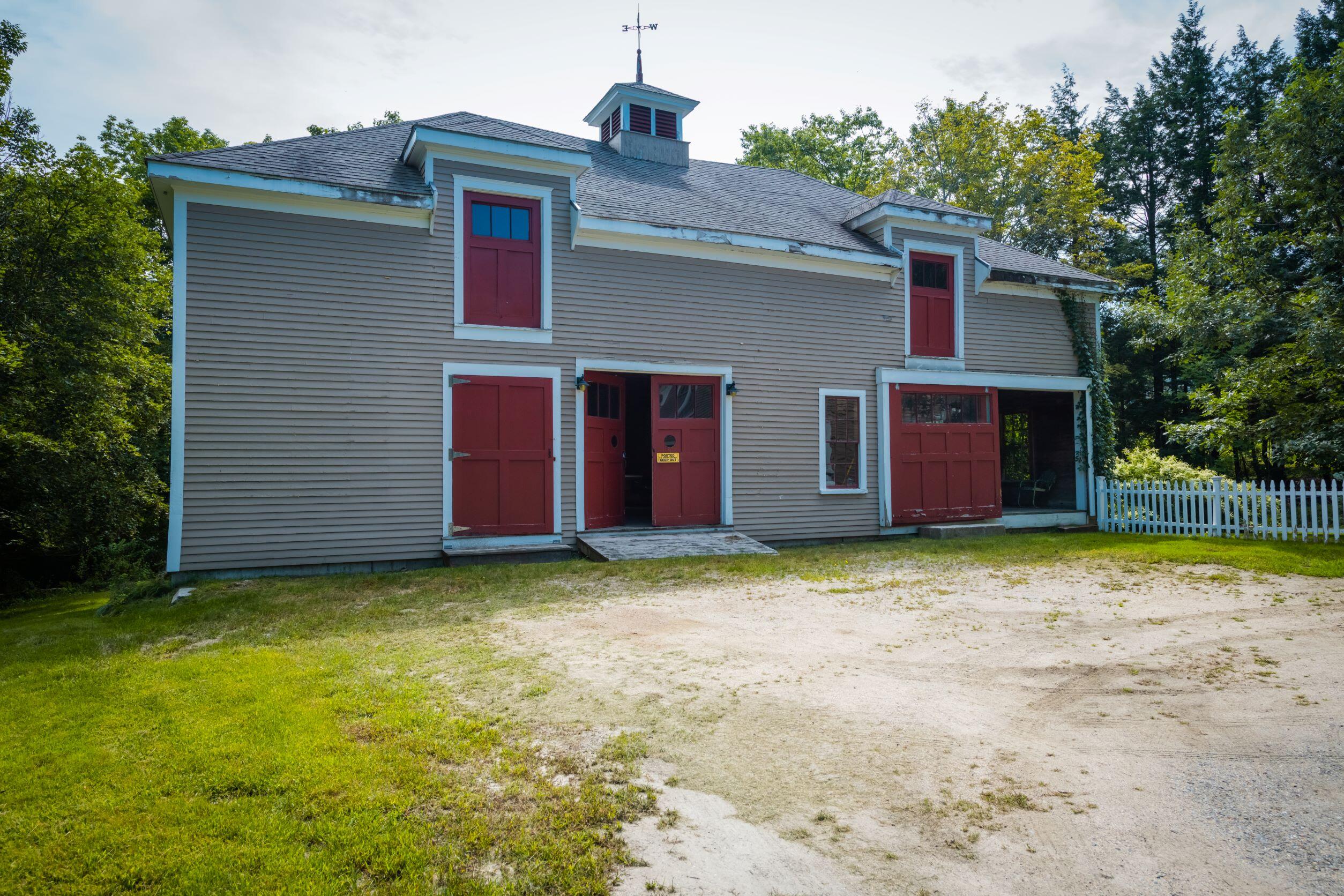 10 East Main Street Ellsworth, ME 04605 - Photo 38 of 45 Two-story carriage house.