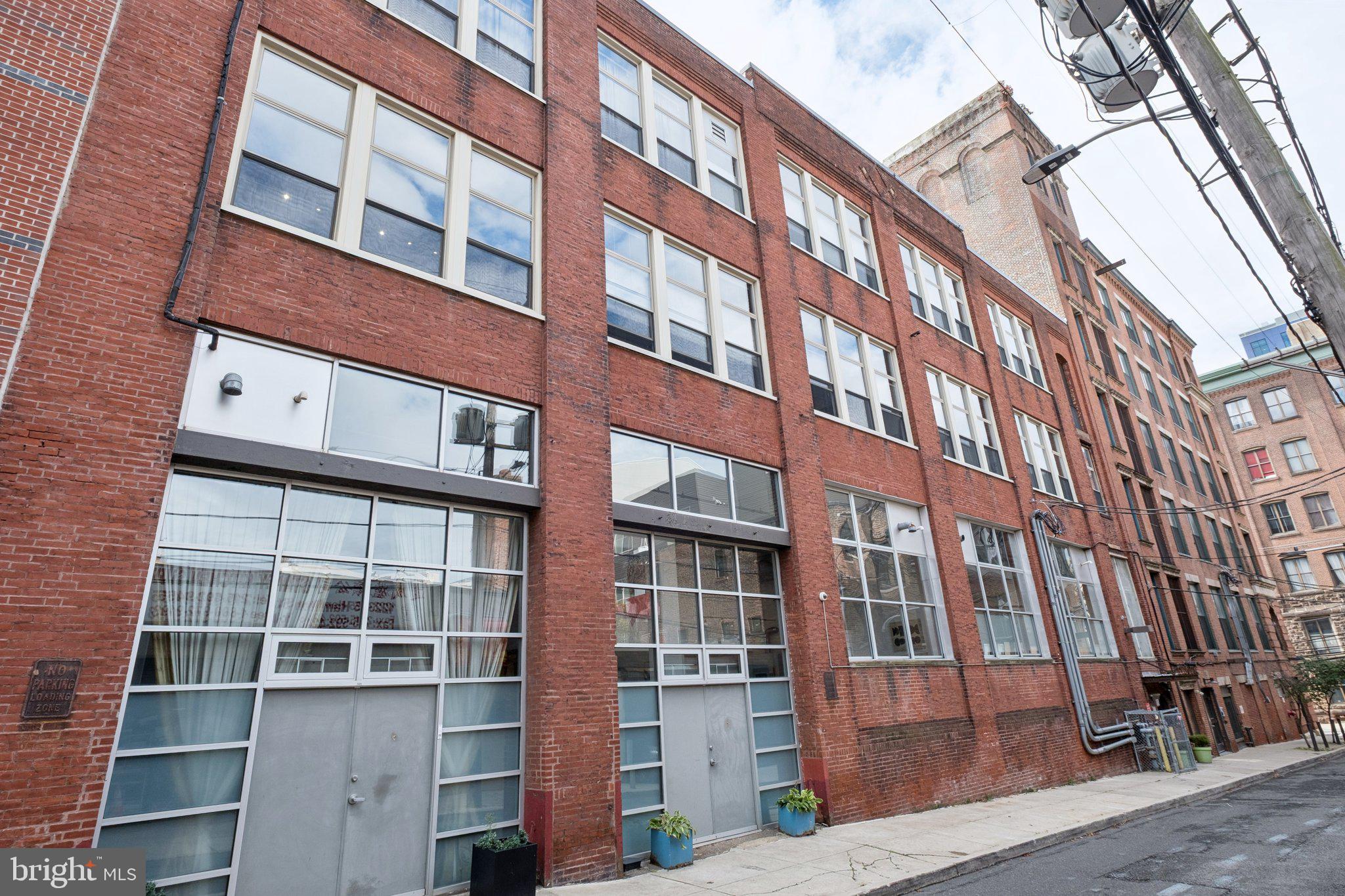 1234 Hamilton Street, Unit 102 Philadelphia, PA 19123 - Photo 24 of 25 front view of a building