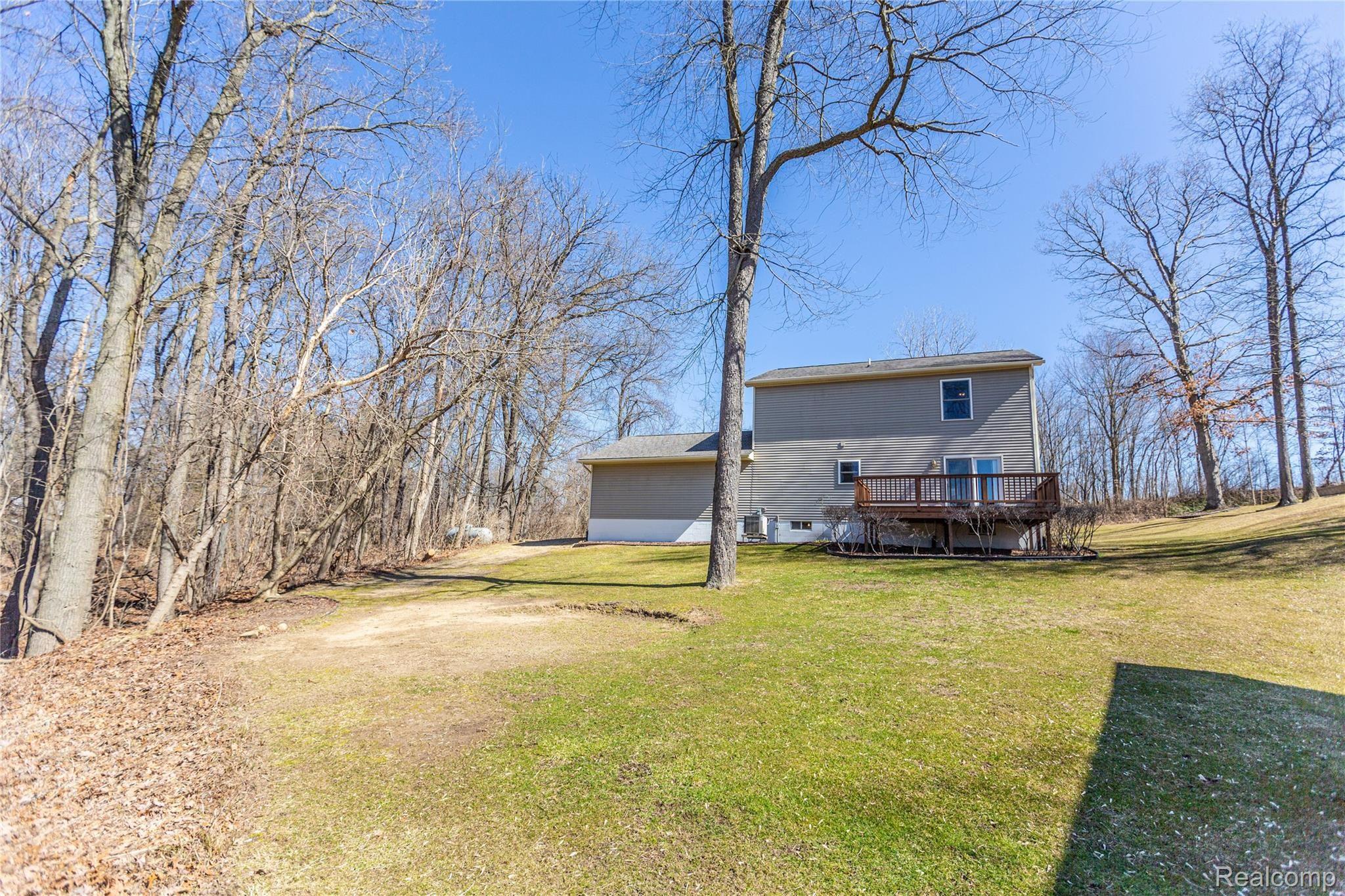 10881 Wiggins Road Howell, MI 48855 - Photo 28 of 32 XE1A3711-12.jpg