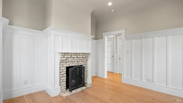 a view of a livingroom with a fireplace