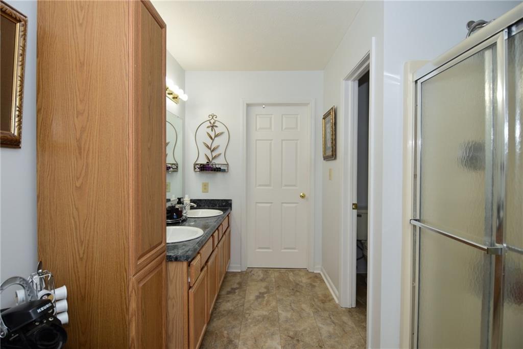 5539 Decatur Ridge Drive Indianapolis, IN 46221 - Photo 32 of 45