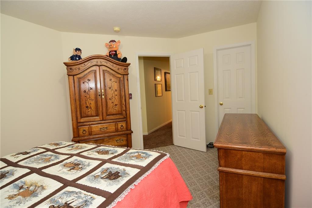 5539 Decatur Ridge Drive Indianapolis, IN 46221 - Photo 36 of 45