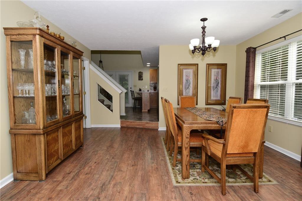 5539 Decatur Ridge Drive Indianapolis, IN 46221 - Photo 6 of 45
