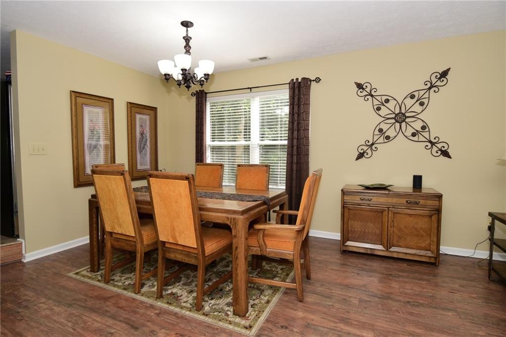 5539 Decatur Ridge Drive Indianapolis, IN 46221 - Photo 7 of 45