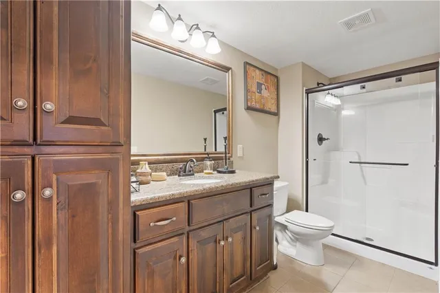 $605,000 | 5405 Northwest 94th Street, Kansas City, MO 64154