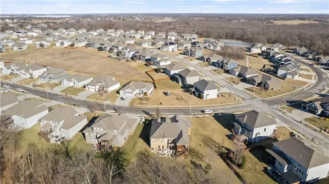 $605,000 | 5405 Northwest 94th Street, Kansas City, MO 64154