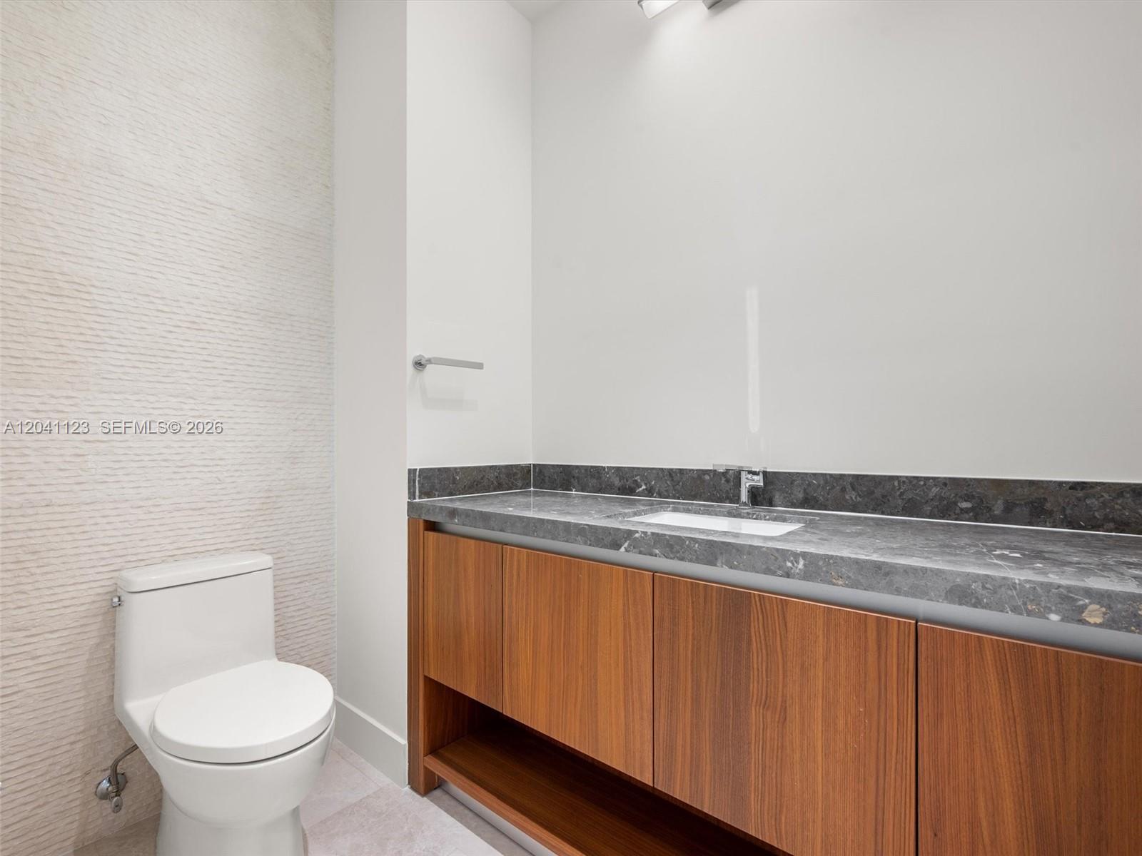 175 Southeast 25th Road, Unit 502 Miami, FL 33129 - Photo 16 of 19