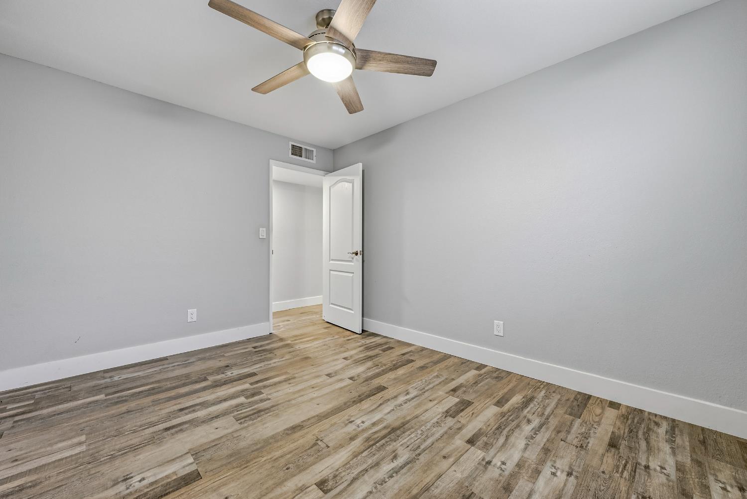 564 Della Court Merced, CA 95348 - Photo 26 of 43