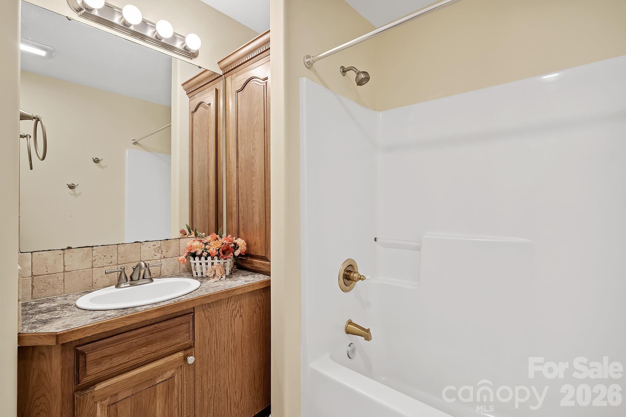 36 Ivy Cove Road Fairview, NC 28730 - Photo 24 of 39 Gallery Image 24