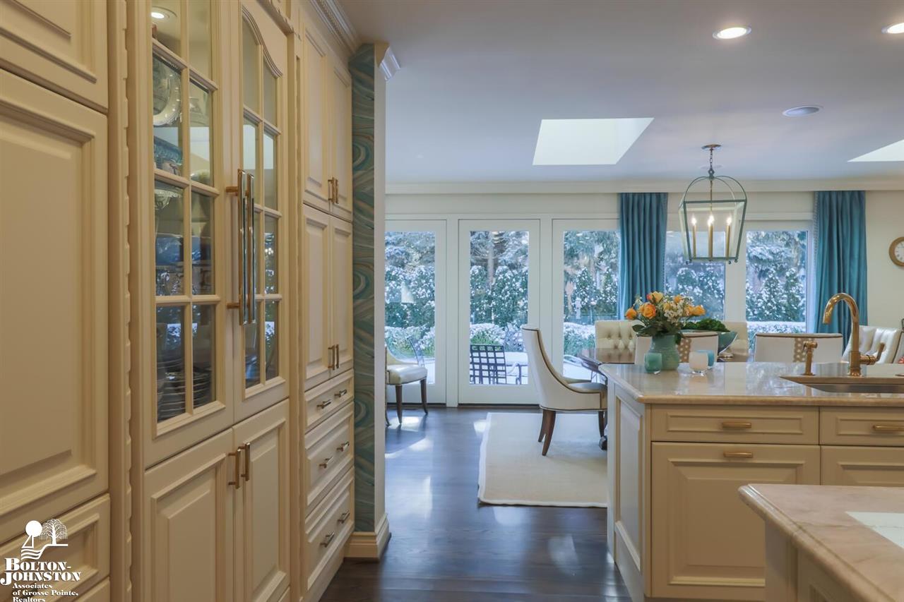 9 Stratton Place Grosse Pointe Shores, MI 48236 - Photo 29 of 68