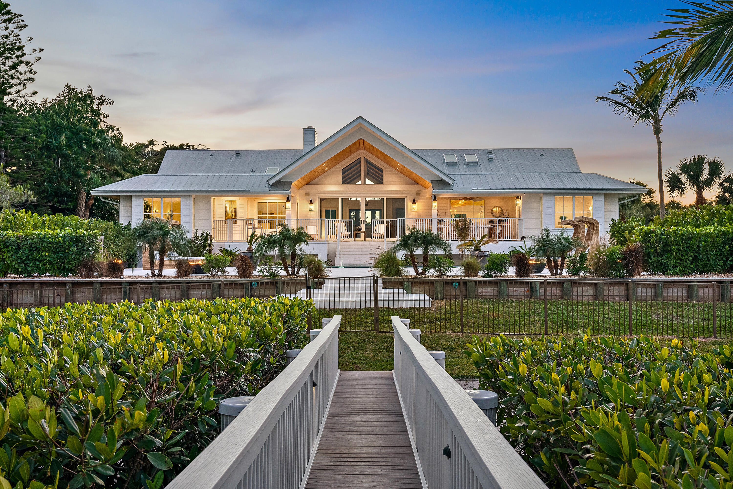 116 South Sewalls Point Road Sewall's Point, FL 34996 - Photo 2 of 92 186-116SSewallsPointRd-Stuart-FULL