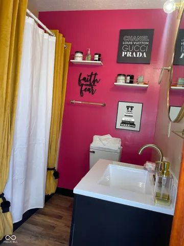 $204,900 | 2937 West 10th Street, Indianapolis, IN 46222