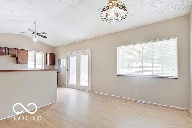 $204,900 | 2937 West 10th Street, Indianapolis, IN 46222