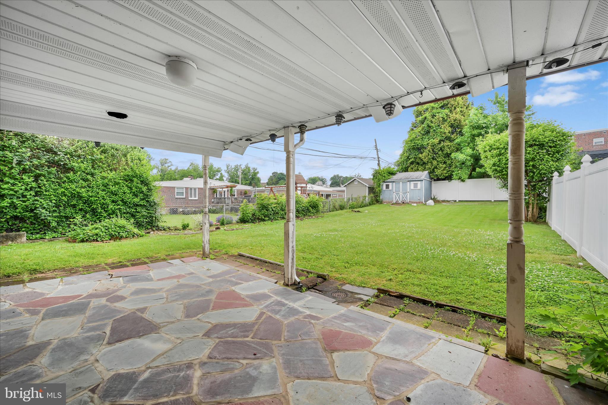 110 Greendale Road Philadelphia, PA 19154 - Photo 27 of 32 Covered Patio