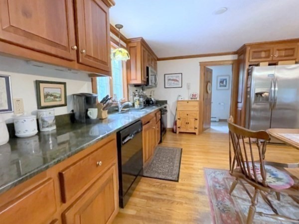 45 Turtle Cove Road East Sandwich, MA 02537 - Photo 5 of 26 Gallery Image 5