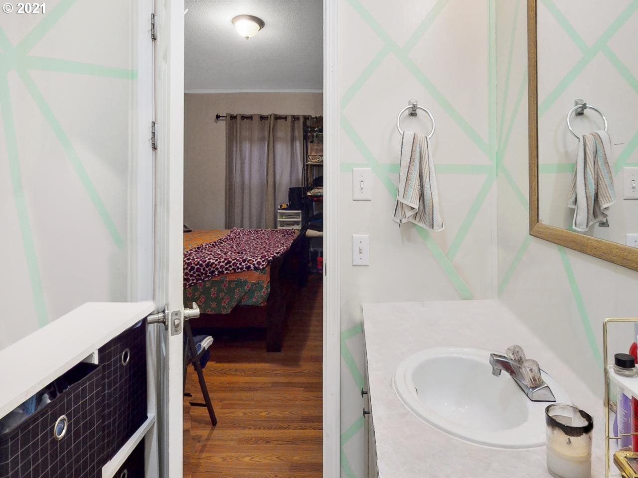 335 Archie Street Eugene, OR 97402 - Photo 21 of 25 Gallery Image 21