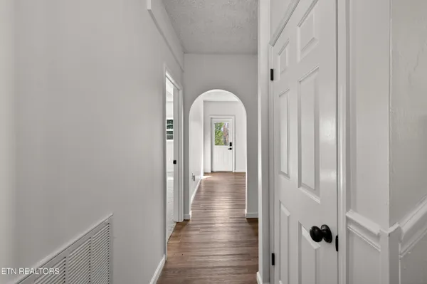 $550,000 | 1205 Hoss Road, Powell, TN 37849