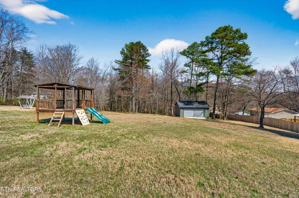 $550,000 | 1205 Hoss Road, Powell, TN 37849