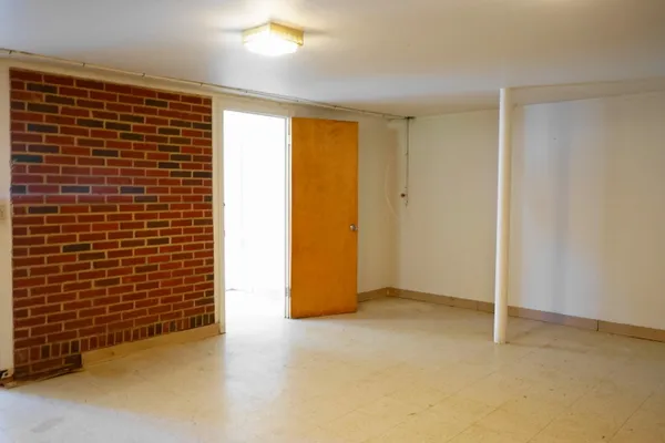 $229,000 | 2901 Neil Drive, Roanoke, VA 24019