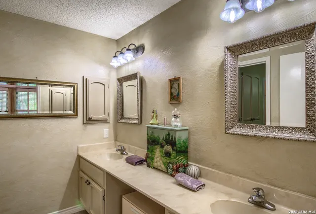 $2,300 | 3719 Morning Mist Street, San Antonio, TX 78230